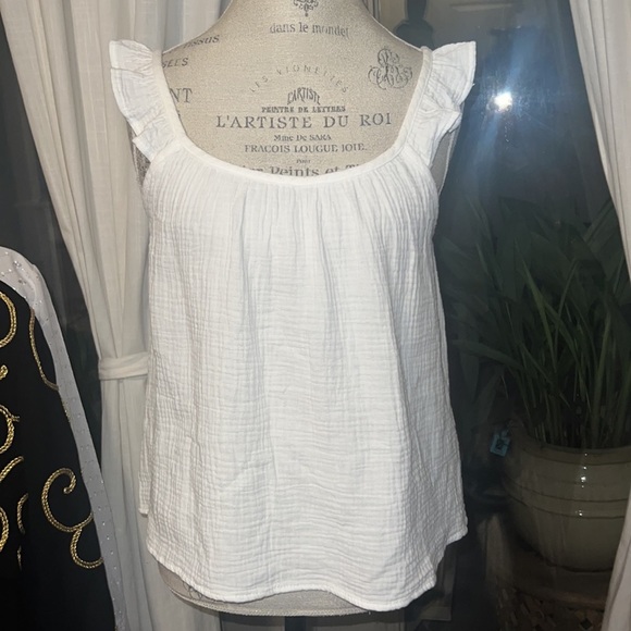 P cill with love white flutter sleeve sleeveless tank dainty shirt small women’s - Picture 2 of 7